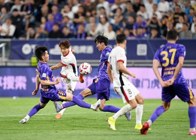 开云体育官网-【中超中游球队之困】难有突破 目标只剩活下去