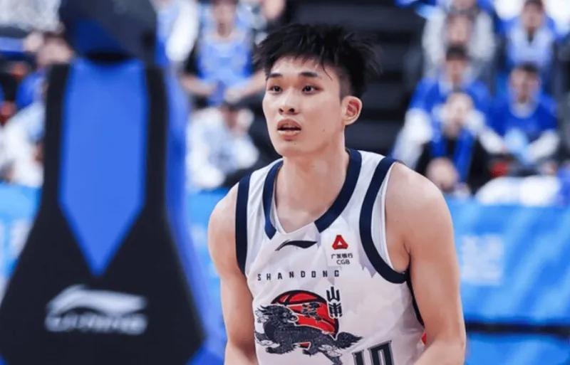 开云官网-山东步正轨！珀塞尔打成第1外援，2后场攻守兼备，新大外即将抵达