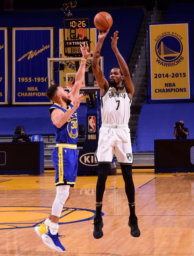 返湾区杜兰特情绪复杂，强大的篮网证明他选择没错